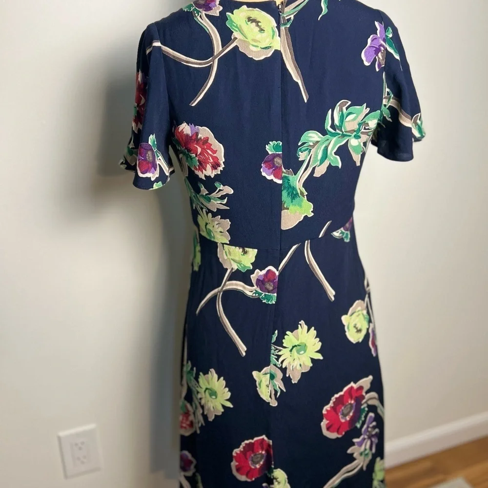 Anthropologie women’s navy floral short sleeve dress size 2